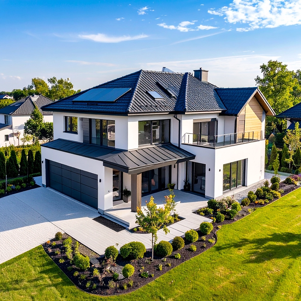 66CreativeMedia Drone low-close house photo Example 1000px